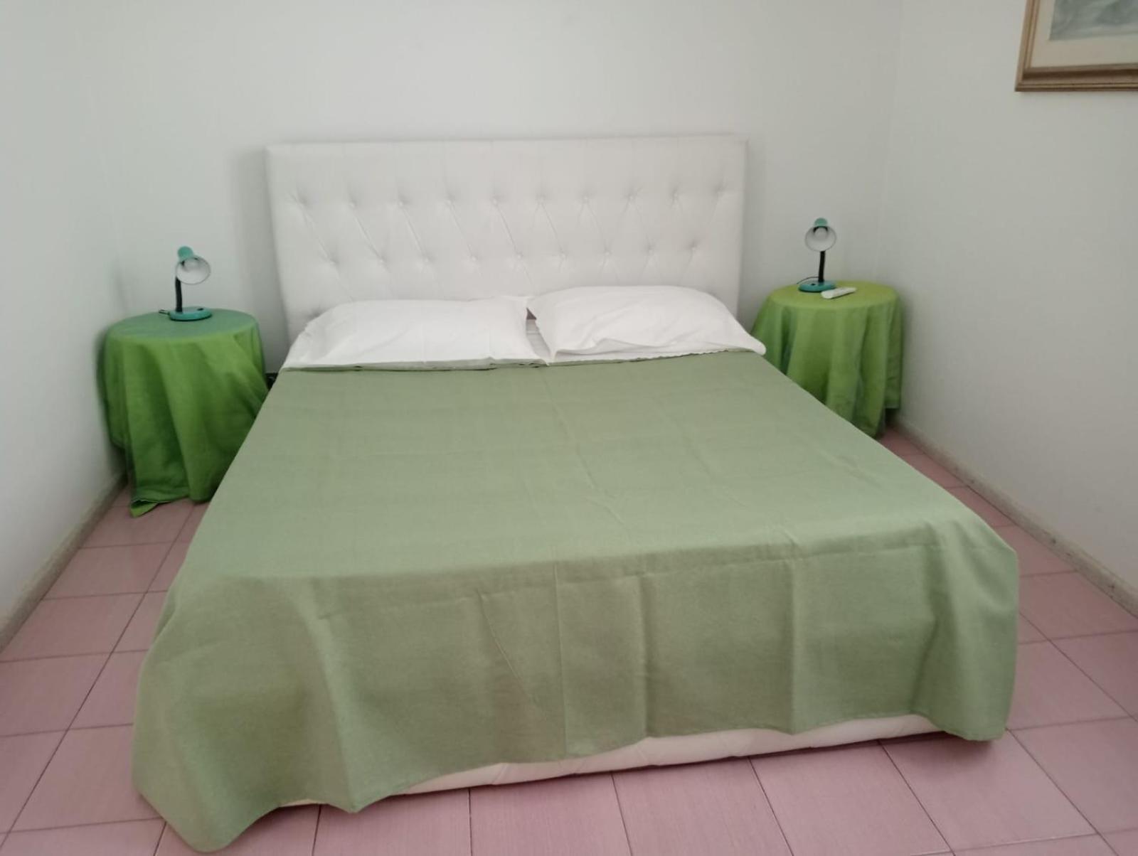 Terrazza Faraglioni Apartment Aci Trezza Ngoại thất bức ảnh